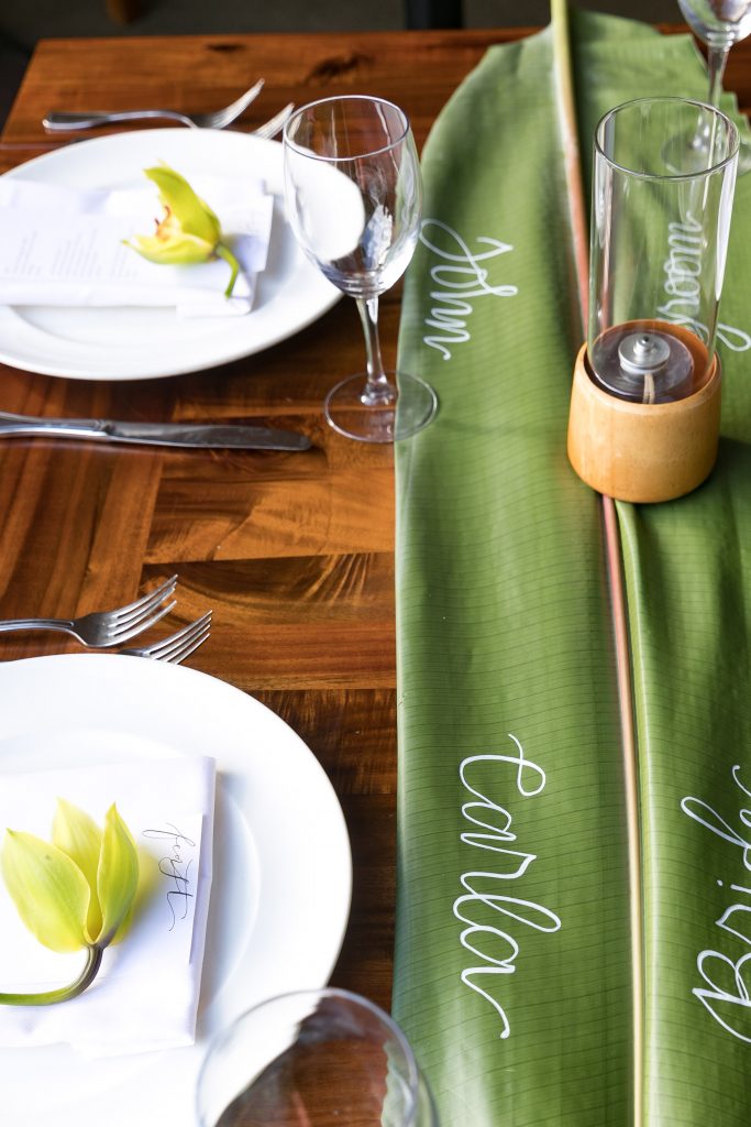 simple modern tropical table setting